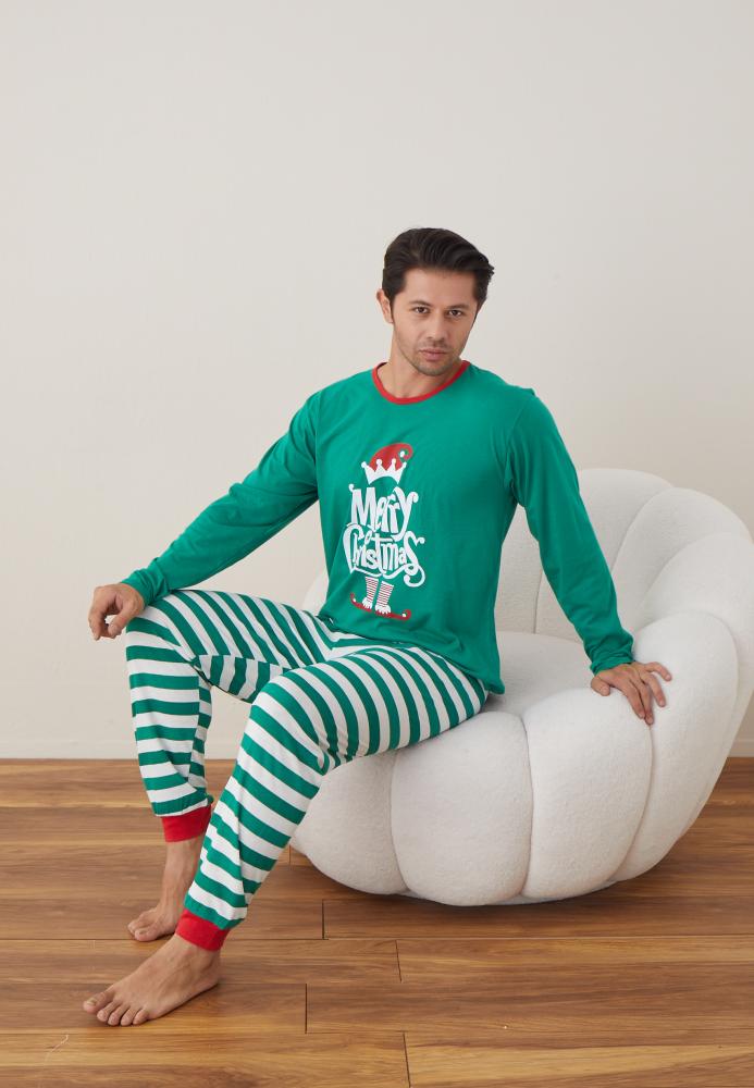 Pijama barbati Craciun "Merry Chistmas" , maneca lunga ,pantaloni lungi,Culoare Verde ,Engros